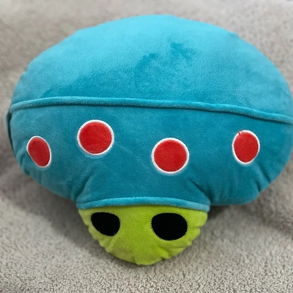 Cute Plush pillow Set - Strawberry, Mushroom, and alien space ship. - Picture 4 of 4